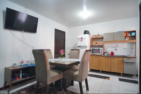 Casa à venda com 80m², 2 quartos e 1 vagaCozinha