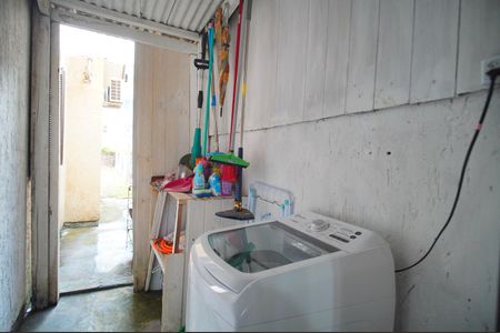 Casa à venda com 80m², 2 quartos e 1 vagaÁrea de Serviço