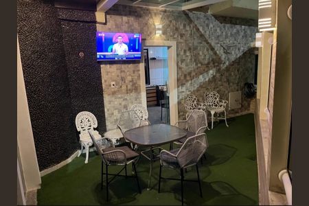 Casa de condomínio à venda com 400m², 7 quartos e 2 vagasSala