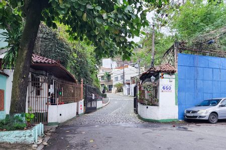 Casa de condomínio à venda com 400m², 7 quartos e 2 vagasFachada do Condomínio 