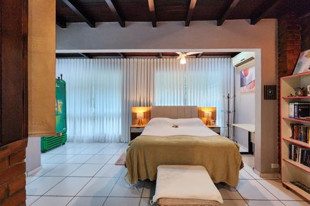 Casa de condomínio à venda com 400m², 7 quartos e 2 vagasSuíte 3