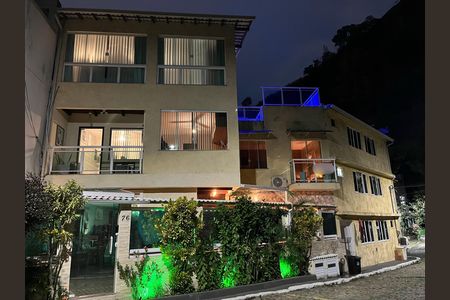 Casa de condomínio à venda com 400m², 7 quartos e 2 vagasVaranda