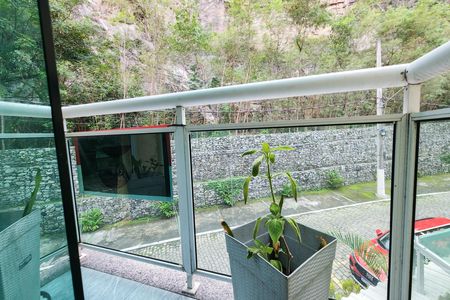 Casa de condomínio à venda com 400m², 7 quartos e 2 vagasVaranda da Suíte 2