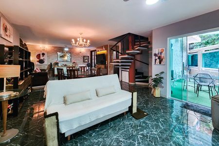 Sala de casa de condomínio à venda com 7 quartos, 400m² em Vila Isabel, Rio de Janeiro