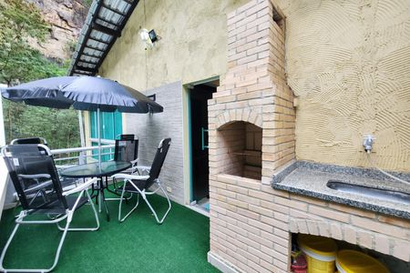 Casa de condomínio à venda com 400m², 7 quartos e 2 vagasÁrea 