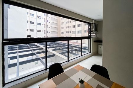 Apartamento para alugar com 44m², 2 quartos e 1 vaga Apartamento para alugar com 44m², 2 quartos e 1 vagaVaranda / Área de Serviço
