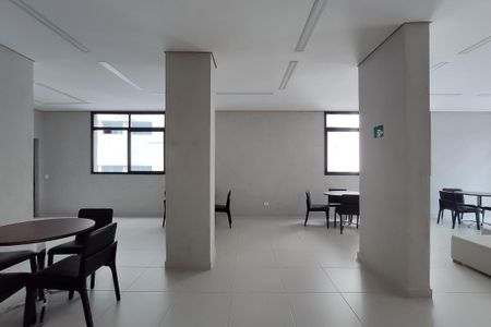 Apartamento para alugar com 44m², 2 quartos e 1 vaga Apartamento para alugar com 44m², 2 quartos e 1 vagaSalão de Festas