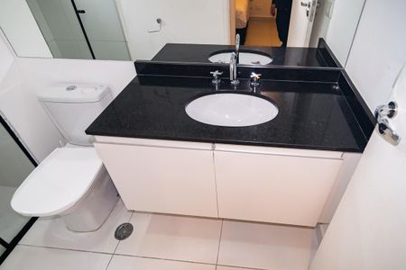 Apartamento para alugar com 44m², 2 quartos e 1 vaga Apartamento para alugar com 44m², 2 quartos e 1 vagaBanheiro