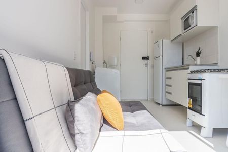 Sala de kitnet/studio para alugar com 1 quarto, 28m² em Vila Tolstoi, São Paulo