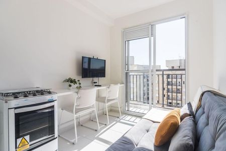 Sala de kitnet/studio para alugar com 1 quarto, 28m² em Vila Tolstoi, São Paulo