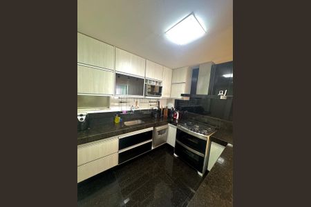 Apartamento para alugar com 95m², 3 quartos e 2 vagas Apartamento para alugar com 95m², 3 quartos e 2 vagasCozinha