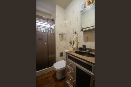 Banheiro de apartamento para alugar com 1 quarto, 44m² em Porto Velho, São Gonçalo