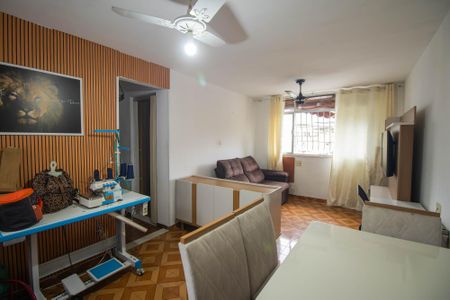 Sala de apartamento para alugar com 1 quarto, 44m² em Porto Velho, São Gonçalo