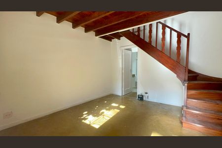 Sala de casa à venda com 3 quartos, 116m² em Pinheiros, São Paulo