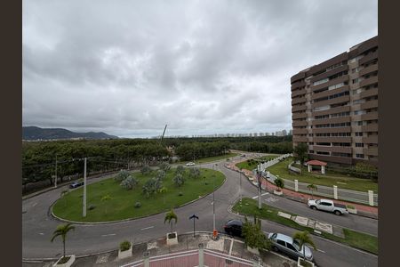 Apartamento à venda com 77m², 2 quartos e 1 vaga Apartamento à venda com 77m², 2 quartos e 1 vagaSuíte 2 - Varanda