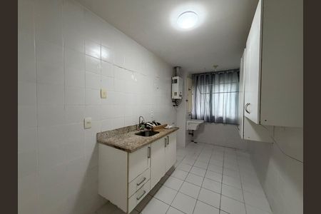 Apartamento à venda com 77m², 2 quartos e 1 vaga Apartamento à venda com 77m², 2 quartos e 1 vagaCozinha