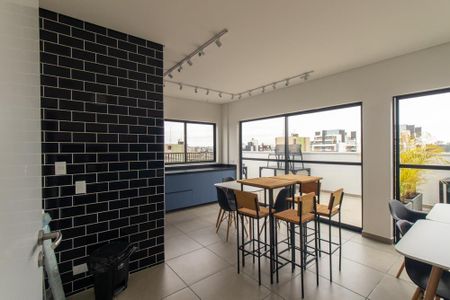 Apartamento para alugar com 56m², 2 quartos e 1 vaga Apartamento para alugar com 56m², 2 quartos e 1 vagaÁrea comum - Salão de festas