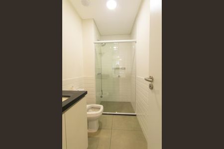 Apartamento para alugar com 56m², 2 quartos e 1 vaga Apartamento para alugar com 56m², 2 quartos e 1 vagaBanheiro da Suíte