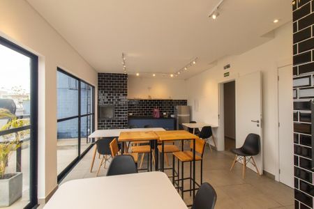 Apartamento para alugar com 56m², 2 quartos e 1 vaga Apartamento para alugar com 56m², 2 quartos e 1 vagaÁrea comum - Salão de festas