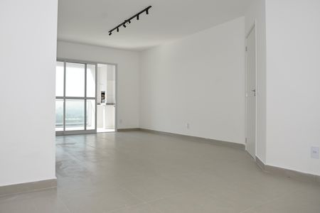 Sala de apartamento para alugar com 4 quartos, 138m² em Jardim Santa Barbara, Embu das Artes