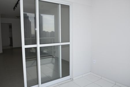 Apartamento para alugar com 138m², 4 quartos e 2 vagasVaranda
