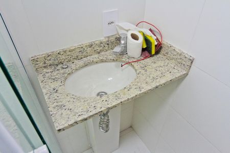 Apartamento para alugar com 33m², 1 quarto e sem vaga Apartamento para alugar com 33m², 1 quarto e sem vagaBanheiro