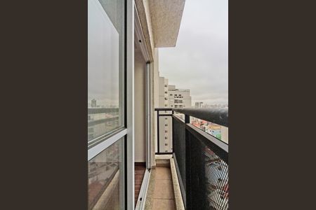 Apartamento para alugar com 33m², 1 quarto e sem vaga Apartamento para alugar com 33m², 1 quarto e sem vagaVaranda