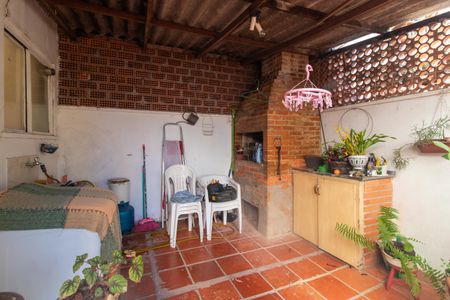 Apartamento à venda com 61m², 2 quartos e sem vaga Apartamento à venda com 61m², 2 quartos e sem vagaQuintal
