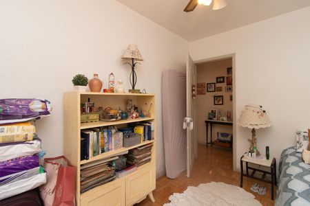 Quarto 2 de apartamento à venda com 2 quartos, 61m² em Santana, Porto Alegre