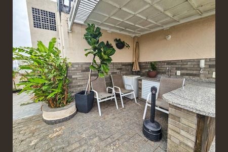 Apartamento à venda com 85m², 3 quartos e 1 vaga Apartamento à venda com 85m², 3 quartos e 1 vagaÁrea comum