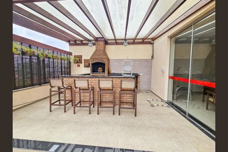 Apartamento à venda com 85m², 3 quartos e 1 vaga Apartamento à venda com 85m², 3 quartos e 1 vagaÁrea comum - Churrasqueira