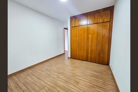 Apartamento à venda com 85m², 3 quartos e 1 vaga Apartamento à venda com 85m², 3 quartos e 1 vagaSuíte