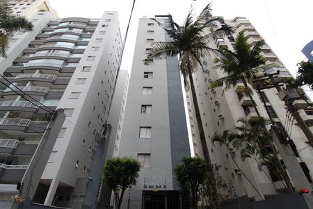 Apartamento à venda com 66m², 2 quartos e 1 vagaFachada do Prédio