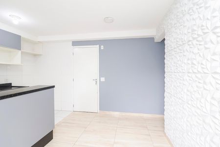 Sala de apartamento para alugar com 2 quartos, 40m² em Jardim Helian, São Paulo