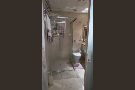 Casa à venda com 150m², 3 quartos e 3 vagasBanheiro