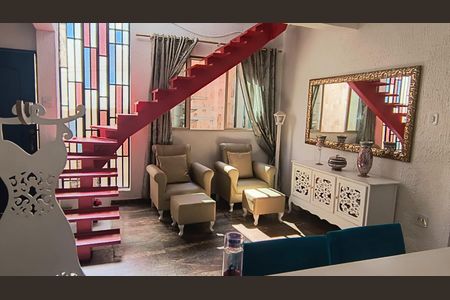 Casa à venda com 150m², 3 quartos e 3 vagasSala