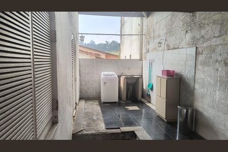 Casa à venda com 150m², 3 quartos e 3 vagasÁrea de Serviço