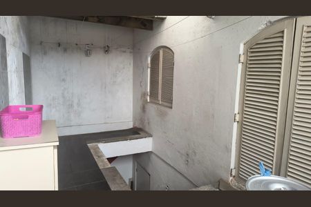 Casa à venda com 150m², 3 quartos e 3 vagasÁrea de Serviço
