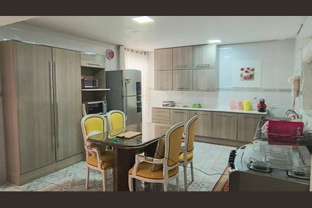 Casa à venda com 150m², 3 quartos e 3 vagasCozinha