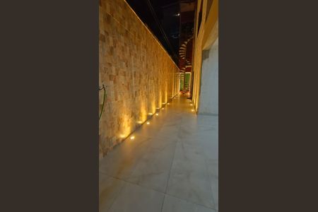Casa à venda com 150m², 3 quartos e 3 vagasCorredor