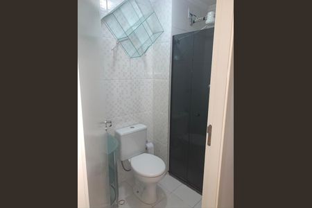 Apartamento à venda com 44m², 2 quartos e sem vaga Apartamento à venda com 44m², 2 quartos e sem vagaBanheiro