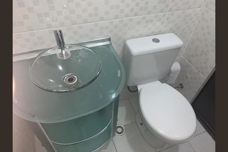 Banheiro de apartamento à venda com 2 quartos, 44m² em Vila Jaraguá, São Paulo