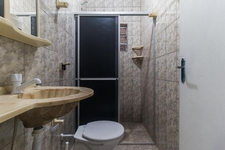 Casa para alugar com 38m², 1 quarto e 1 vaga Casa para alugar com 38m², 1 quarto e 1 vagaBanheiro
