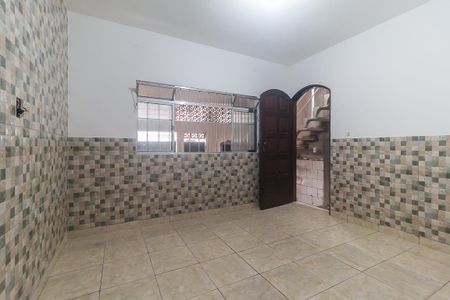 Casa para alugar com 38m², 1 quarto e 1 vaga Casa para alugar com 38m², 1 quarto e 1 vagaSala