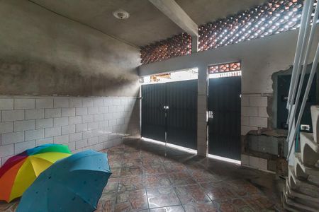 Casa para alugar com 38m², 1 quarto e 1 vaga Casa para alugar com 38m², 1 quarto e 1 vagaGaragem