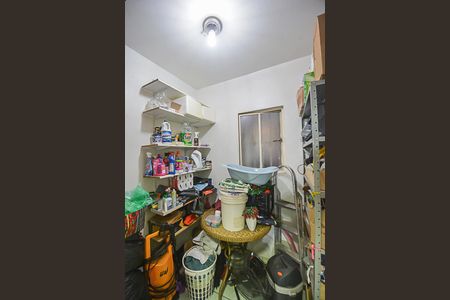 Casa à venda com 131m², 3 quartos e 2 vagasQuarto de Serviço