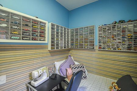 Casa à venda com 131m², 3 quartos e 2 vagasQuarto 1