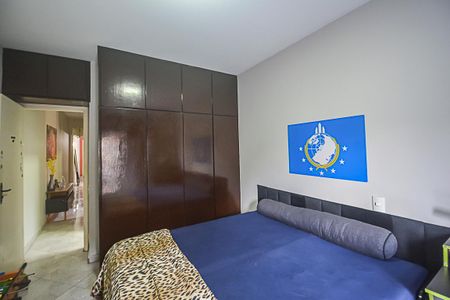 Casa à venda com 131m², 3 quartos e 2 vagasQuarto 2