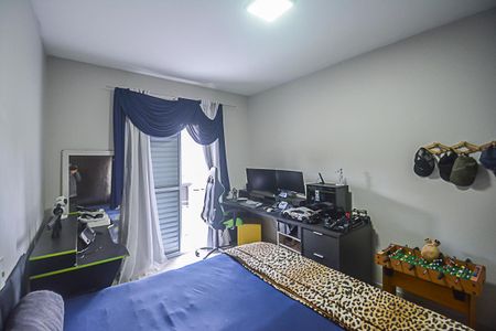 Casa à venda com 131m², 3 quartos e 2 vagasQuarto 2