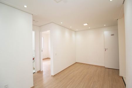 Sala de apartamento à venda com 2 quartos, 40m² em Jardim das Gracas, São Paulo